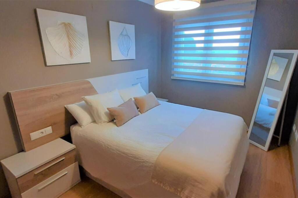 Apartamento Playa Foz Con Piscina Y Parking 010 Apartman Kültér fotó
