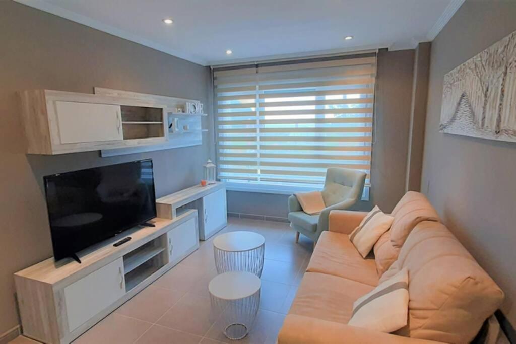 Apartamento Playa Foz Con Piscina Y Parking 010 Apartman Kültér fotó